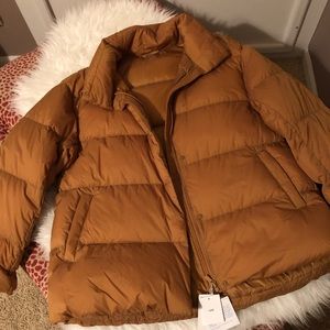 NWT Uniqlo Lightweight Down Puffer Jacket